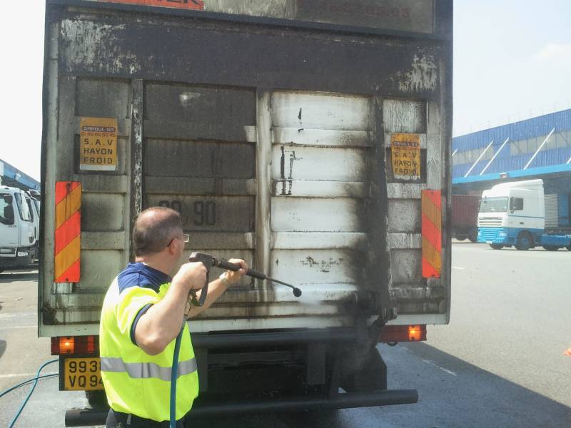 Remise en état après 3 ans sans lavage à Rungis