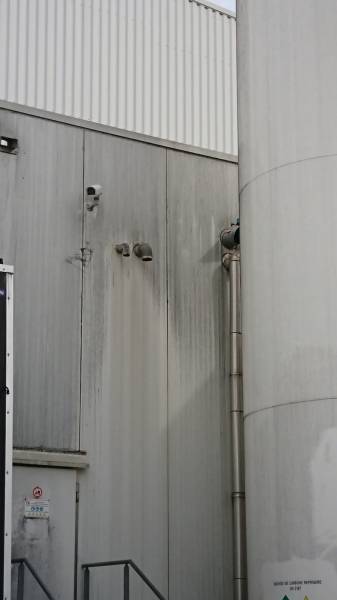 Nettoyage exterieur d'une cuve verticale a Salon-de-Provence